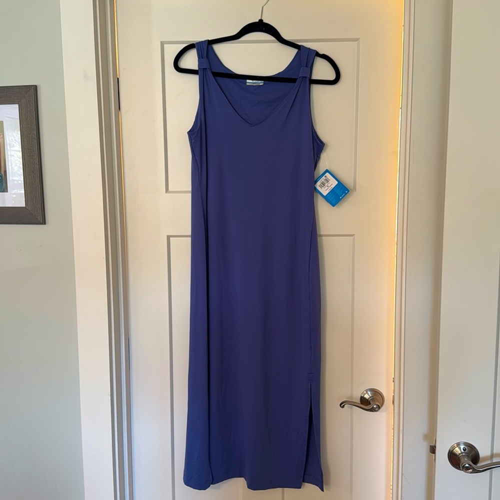Columbia athletic midi dress size M